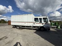 RENAULT  uniquement  la double  cabine